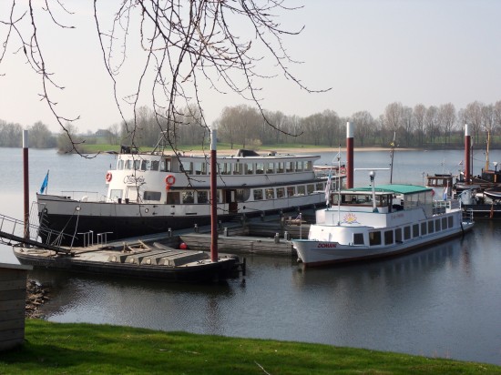 Partyships voor wat u maar te varen of te vieren heeft — foto 1