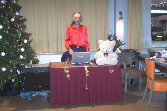 Stijldans-DJ. Kerstdagen nog vrij, gratis voor zorginstellingen — foto 1