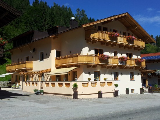 Hotel Pension Almrose in hoogdal Wilschoenau (Tirol/Oostenrijk)
