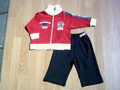 Tweedehands en nieuwe kinder en babykleding