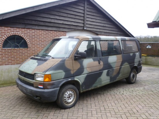 VW T4 TRANSPORTER 2.5 TDI Bj.2002/2003 Voor Onderdelen — foto 1