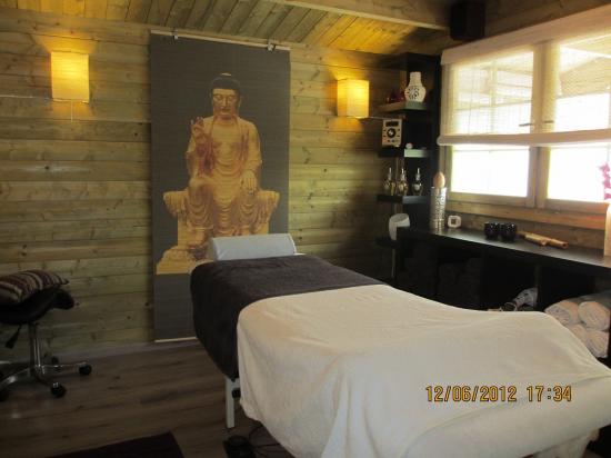 Massage met aandacht en respect !