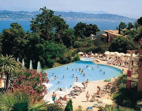 COTE D'AZUR : Theoule sur mer: te huur 3k.app. met WiFi — foto 1