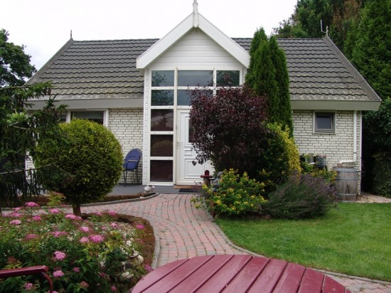 Ruime Vakantiewoning met prachtige japanse tuin