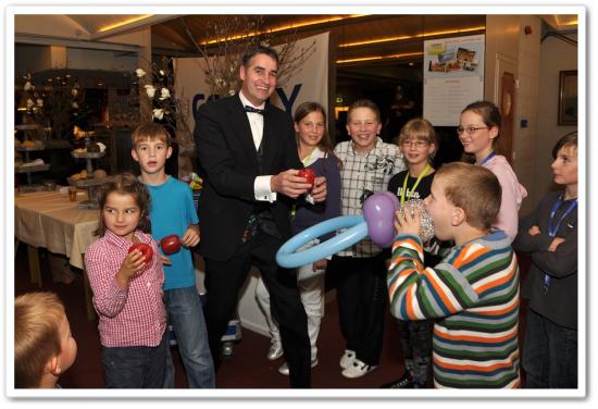 Goochelen en ballonnen in een complete kindershow met plezier voor iedereen! — foto 2