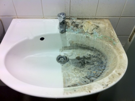 Schoonmaakwerkzaamheden, glasbewassing — foto 2