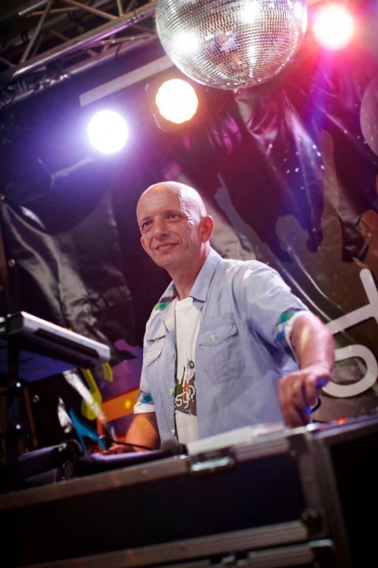 Feestje?! Drive-inn discoshow — foto 2
