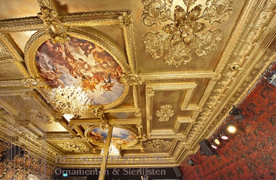 Sierlijsten en ornamenten montage — foto 2