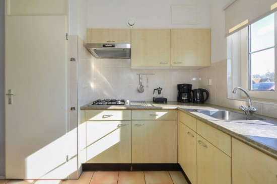 Te huur luxe en compleet 6 persoons vakantiewoning met zwembad op park de Weerribben — foto 2