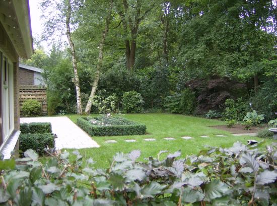 Uw tuin laten aanleggen of onderhouden, vakkundig en betaalbaar; uw tuin heeft 't Hart nodig! — foto 2