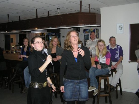 Karaoke sets voor thuis, cafe, kantine of zaal feest. Voor elk genre en leeftijd — foto 2