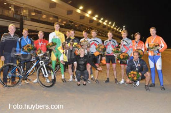 26 december 2012 Drafbike: MTB wedstrijd op de Drafbaan in Wolvega — foto 2