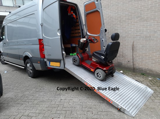 Koerier Blue Eagle Transport de Spoed Koerier voor Waddinxveen Gouda Moordrecht Reeuwijk Bodegraven — foto 2