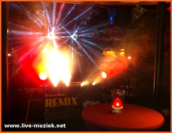 Betaalbare professionele drive-in-show en live muziek vanaf €80,00 per uur ! — foto 3