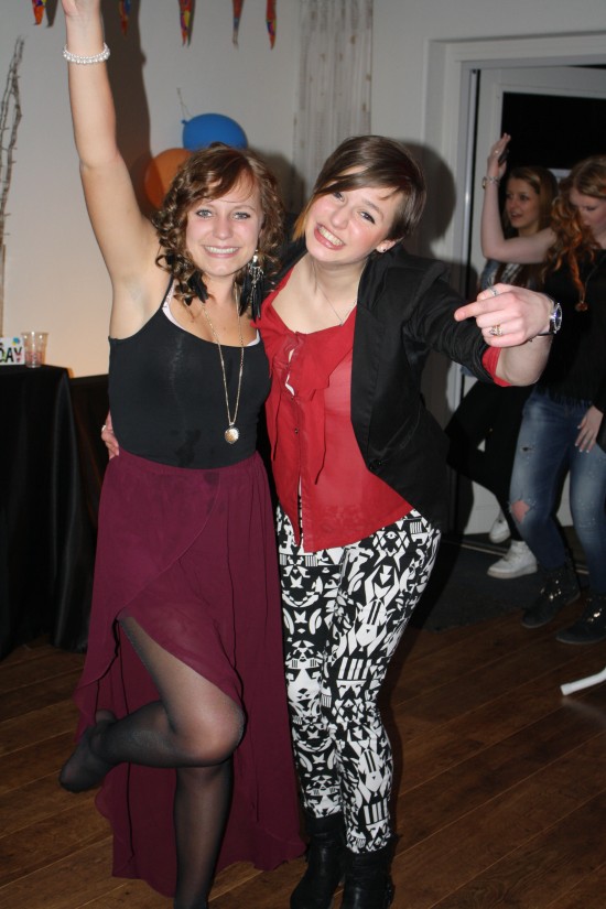 DRIVE IN SHOW DJ DEEJAY bruiloft etc LOW BUDGET FEEST ZANGER — foto 3