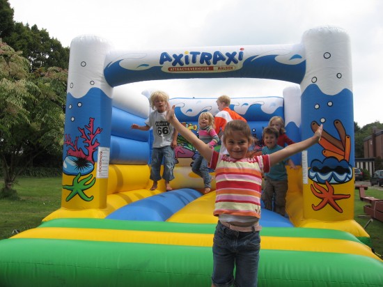 Axitraxi - attractie huren — foto 3