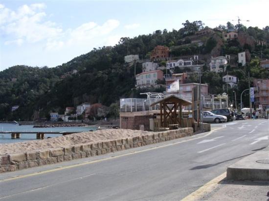 COTE D'AZUR : Theoule sur mer: te huur 3k.app. met WiFi — foto 3